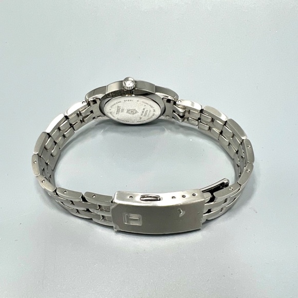 Tissot Silver Classic Dress Watch - Picture 5 of 6